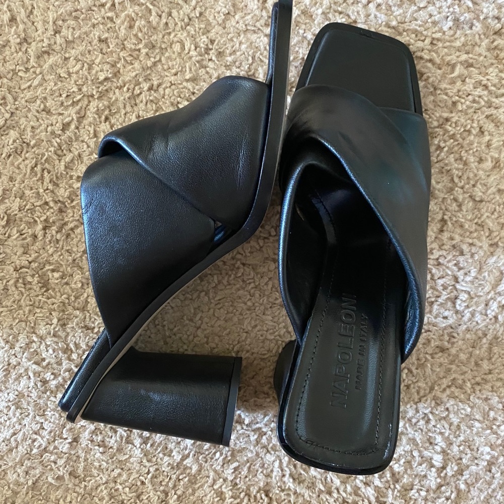 Black sandals block heel